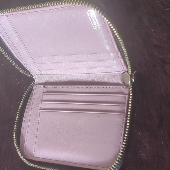 Coach wallet - Picture 2 of 4